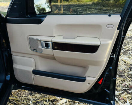 Чорний Ленд Ровер Рендж Ровер, об'ємом двигуна 4.2 л та пробігом 236 тис. км за 13000 $, фото 27 на Automoto.ua