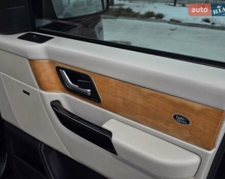 Черный Ленд Ровер Рендж Ровер, объемом двигателя 4.2 л и пробегом 240 тыс. км за 7999 $, фото 45 на Automoto.ua