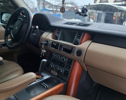 Черный Ленд Ровер Рендж Ровер, объемом двигателя 3.6 л и пробегом 475 тыс. км за 13000 $, фото 7 на Automoto.ua