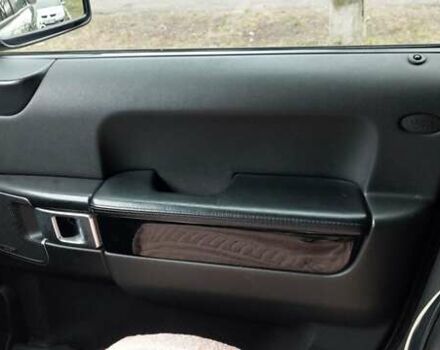 Черный Ленд Ровер Рендж Ровер, объемом двигателя 3.63 л и пробегом 320 тыс. км за 15000 $, фото 7 на Automoto.ua