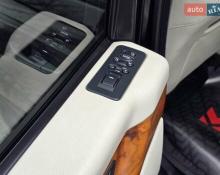 Черный Ленд Ровер Рендж Ровер, объемом двигателя 4.2 л и пробегом 240 тыс. км за 7999 $, фото 57 на Automoto.ua