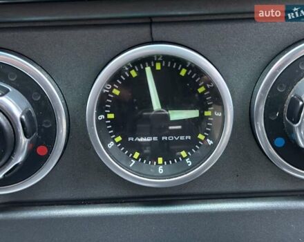 Чорний Ленд Ровер Рендж Ровер, об'ємом двигуна 4.2 л та пробігом 239 тис. км за 11900 $, фото 22 на Automoto.ua