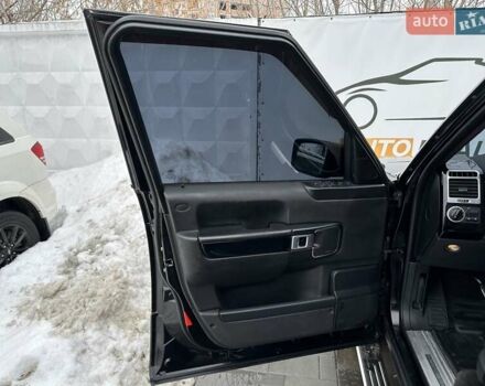 Чорний Ленд Ровер Рендж Ровер, об'ємом двигуна 4.2 л та пробігом 239 тис. км за 11900 $, фото 11 на Automoto.ua