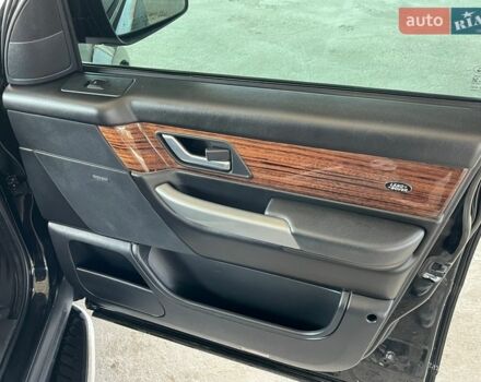 Черный Ленд Ровер Рендж Ровер, объемом двигателя 4.2 л и пробегом 145 тыс. км за 11999 $, фото 30 на Automoto.ua