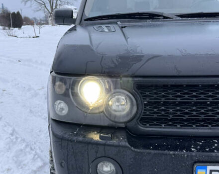 Черный Ленд Ровер Рендж Ровер, объемом двигателя 4.2 л и пробегом 284 тыс. км за 7399 $, фото 2 на Automoto.ua