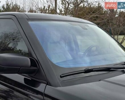 Черный Ленд Ровер Рендж Ровер, объемом двигателя 4.2 л и пробегом 240 тыс. км за 7999 $, фото 6 на Automoto.ua