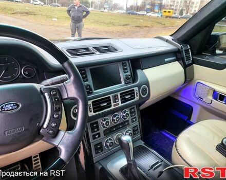 Черный Ленд Ровер Рендж Ровер, объемом двигателя 4.2 л и пробегом 240 тыс. км за 14999 $, фото 7 на Automoto.ua