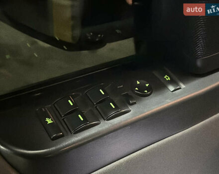 Черный Ленд Ровер Рендж Ровер, объемом двигателя 4.2 л и пробегом 245 тыс. км за 18500 $, фото 36 на Automoto.ua