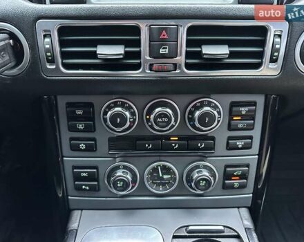 Чорний Ленд Ровер Рендж Ровер, об'ємом двигуна 4.2 л та пробігом 239 тис. км за 11900 $, фото 25 на Automoto.ua