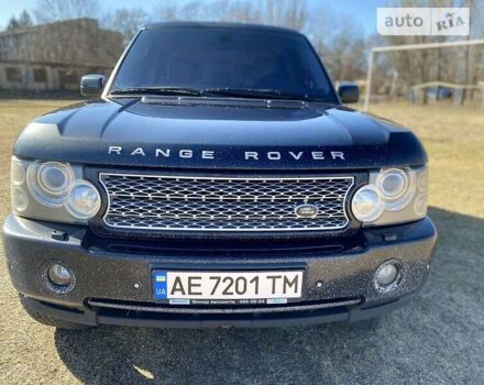 Черный Ленд Ровер Рендж Ровер, объемом двигателя 4.2 л и пробегом 400 тыс. км за 11000 $, фото 5 на Automoto.ua