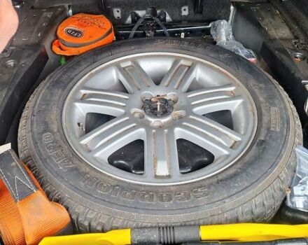 Черный Ленд Ровер Рендж Ровер, объемом двигателя 3.63 л и пробегом 475 тыс. км за 13000 $, фото 13 на Automoto.ua