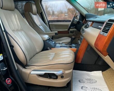 Чорний Ленд Ровер Рендж Ровер, об'ємом двигуна 3.6 л та пробігом 142 тис. км за 19655 $, фото 38 на Automoto.ua