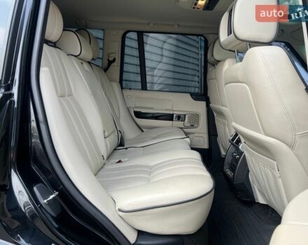 Чорний Ленд Ровер Рендж Ровер, об'ємом двигуна 5 л та пробігом 217 тис. км за 13900 $, фото 24 на Automoto.ua