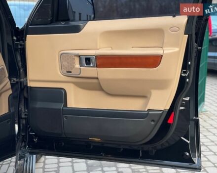 Чорний Ленд Ровер Рендж Ровер, об'ємом двигуна 3.6 л та пробігом 142 тис. км за 19655 $, фото 35 на Automoto.ua