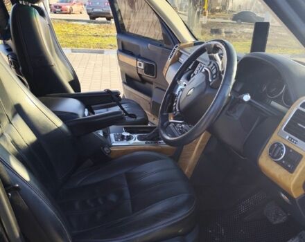 Черный Ленд Ровер Рендж Ровер, объемом двигателя 3 л и пробегом 180 тыс. км за 7500 $, фото 5 на Automoto.ua