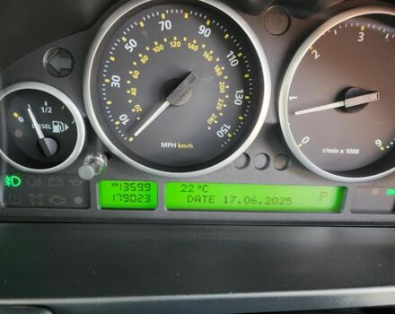 Чорний Ленд Ровер Рендж Ровер, об'ємом двигуна 0 л та пробігом 179 тис. км за 5786 $, фото 15 на Automoto.ua