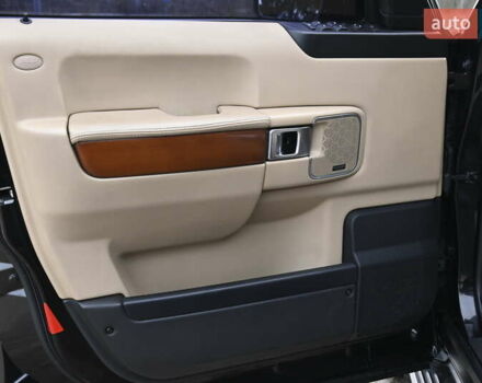 Чорний Ленд Ровер Рендж Ровер, об'ємом двигуна 3.63 л та пробігом 142 тис. км за 18800 $, фото 21 на Automoto.ua