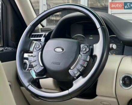 Чорний Ленд Ровер Рендж Ровер, об'ємом двигуна 5 л та пробігом 217 тис. км за 13900 $, фото 14 на Automoto.ua