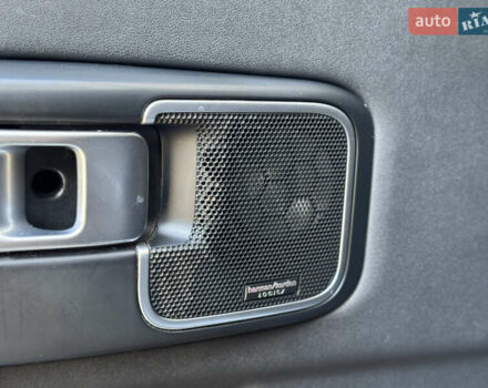 Черный Ленд Ровер Рендж Ровер, объемом двигателя 3.63 л и пробегом 300 тыс. км за 16000 $, фото 16 на Automoto.ua