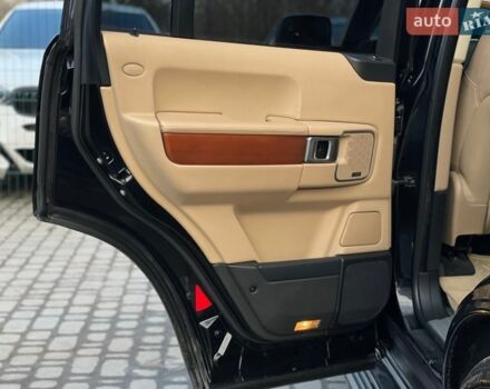 Чорний Ленд Ровер Рендж Ровер, об'ємом двигуна 3.6 л та пробігом 142 тис. км за 19655 $, фото 27 на Automoto.ua