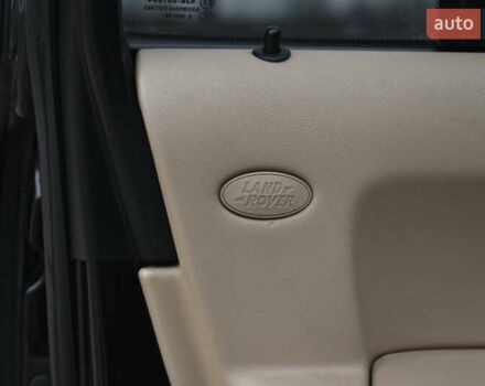 Чорний Ленд Ровер Рендж Ровер, об'ємом двигуна 3.63 л та пробігом 142 тис. км за 18800 $, фото 37 на Automoto.ua