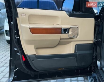 Чорний Ленд Ровер Рендж Ровер, об'ємом двигуна 3.6 л та пробігом 142 тис. км за 19655 $, фото 22 на Automoto.ua