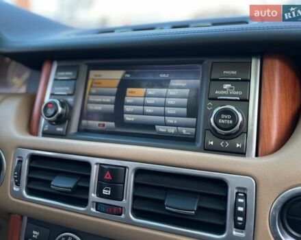 Чорний Ленд Ровер Рендж Ровер, об'ємом двигуна 3.6 л та пробігом 142 тис. км за 19655 $, фото 45 на Automoto.ua