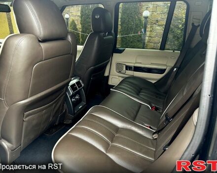 Черный Ленд Ровер Рендж Ровер, объемом двигателя 5 л и пробегом 189 тыс. км за 16000 $, фото 5 на Automoto.ua