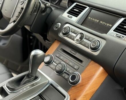 Черный Ленд Ровер Рендж Ровер, объемом двигателя 3 л и пробегом 235 тыс. км за 3400 $, фото 10 на Automoto.ua