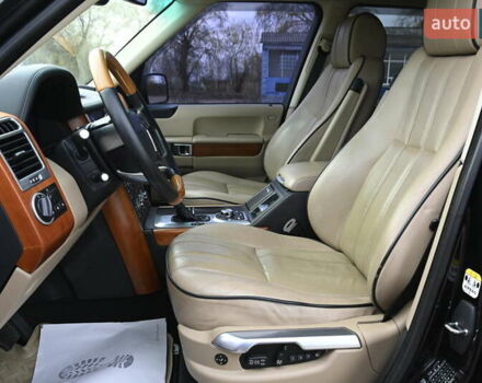 Чорний Ленд Ровер Рендж Ровер, об'ємом двигуна 3.63 л та пробігом 142 тис. км за 18800 $, фото 24 на Automoto.ua