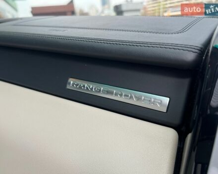 Чорний Ленд Ровер Рендж Ровер, об'ємом двигуна 5 л та пробігом 217 тис. км за 13900 $, фото 30 на Automoto.ua