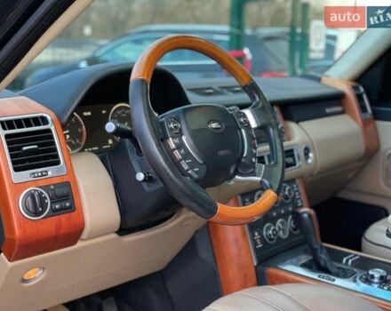 Чорний Ленд Ровер Рендж Ровер, об'ємом двигуна 3.6 л та пробігом 142 тис. км за 19655 $, фото 23 на Automoto.ua