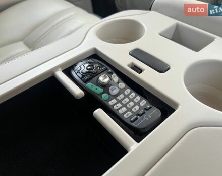 Чорний Ленд Ровер Рендж Ровер, об'ємом двигуна 5 л та пробігом 217 тис. км за 13900 $, фото 33 на Automoto.ua