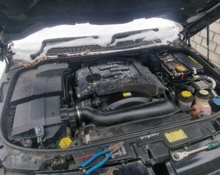 Черный Ленд Ровер Рендж Ровер, объемом двигателя 2 л и пробегом 250 тыс. км за 2900 $, фото 2 на Automoto.ua