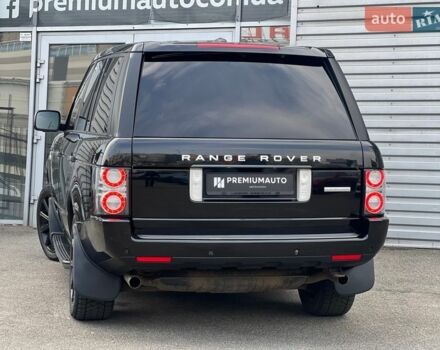 Чорний Ленд Ровер Рендж Ровер, об'ємом двигуна 5 л та пробігом 217 тис. км за 13900 $, фото 6 на Automoto.ua