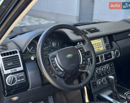 Черный Ленд Ровер Рендж Ровер, объемом двигателя 3.63 л и пробегом 300 тыс. км за 16000 $, фото 21 на Automoto.ua