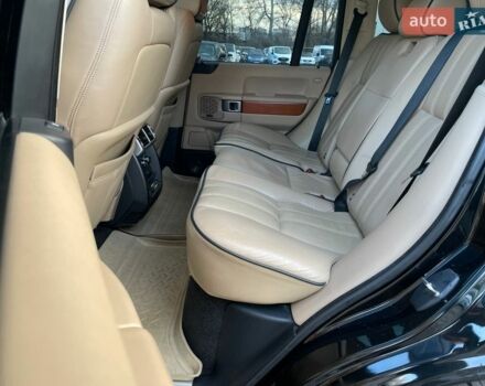 Чорний Ленд Ровер Рендж Ровер, об'ємом двигуна 3.6 л та пробігом 142 тис. км за 19655 $, фото 28 на Automoto.ua