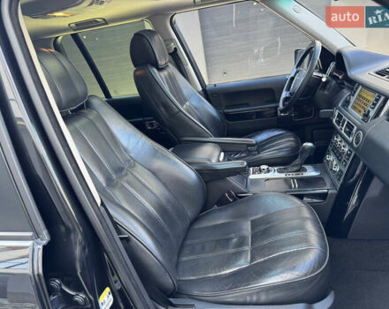 Черный Ленд Ровер Рендж Ровер, объемом двигателя 3.63 л и пробегом 300 тыс. км за 16000 $, фото 25 на Automoto.ua