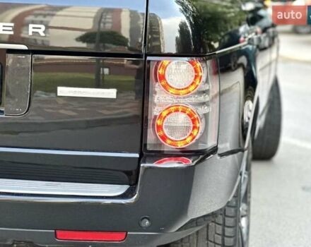 Чорний Ленд Ровер Рендж Ровер, об'ємом двигуна 5 л та пробігом 195 тис. км за 21000 $, фото 21 на Automoto.ua