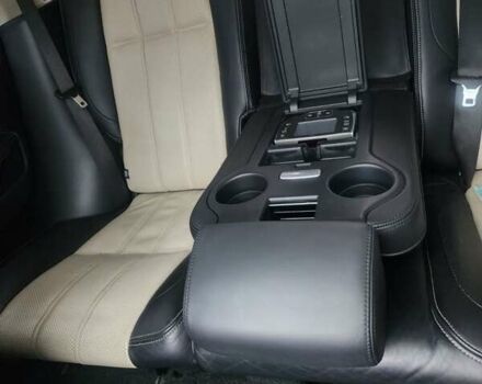 Чорний Ленд Ровер Рендж Ровер, об'ємом двигуна 5 л та пробігом 179 тис. км за 17500 $, фото 6 на Automoto.ua