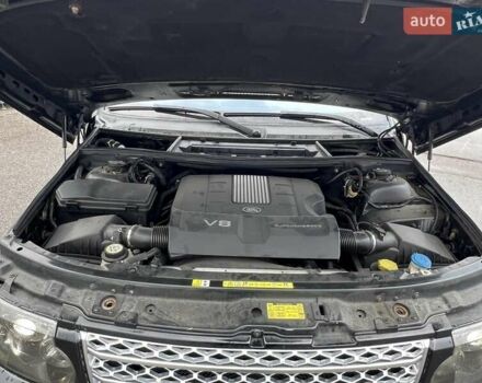 Чорний Ленд Ровер Рендж Ровер, об'ємом двигуна 5 л та пробігом 182 тис. км за 15999 $, фото 16 на Automoto.ua