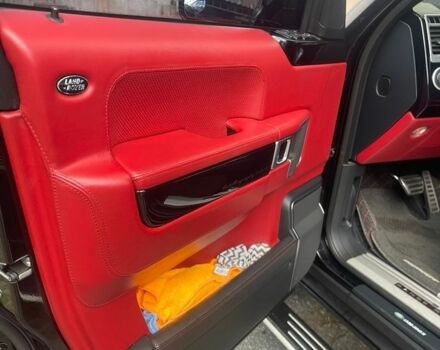 Черный Ленд Ровер Рендж Ровер, объемом двигателя 5 л и пробегом 109 тыс. км за 25000 $, фото 20 на Automoto.ua