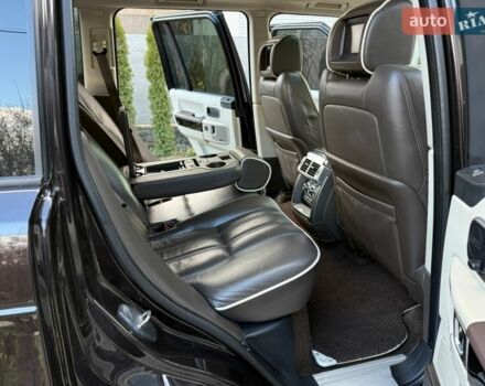 Чорний Ленд Ровер Рендж Ровер, об'ємом двигуна 3.63 л та пробігом 327 тис. км за 14900 $, фото 18 на Automoto.ua
