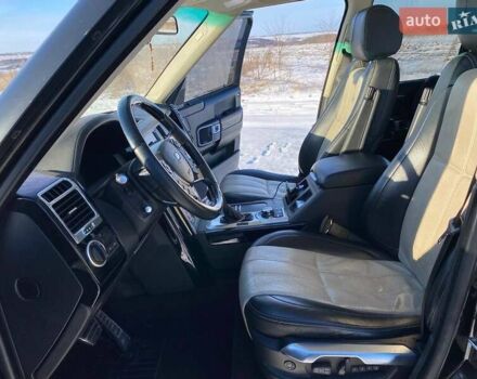 Черный Ленд Ровер Рендж Ровер, объемом двигателя 5 л и пробегом 188 тыс. км за 18500 $, фото 10 на Automoto.ua