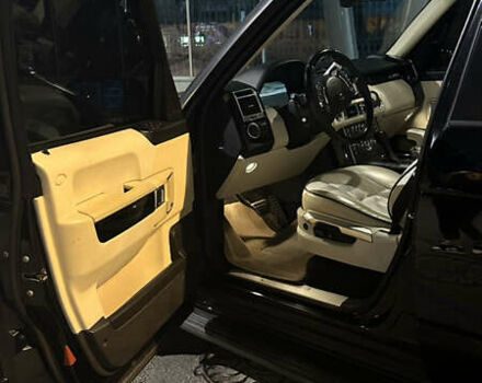 Чорний Ленд Ровер Рендж Ровер, об'ємом двигуна 5 л та пробігом 185 тис. км за 12500 $, фото 10 на Automoto.ua