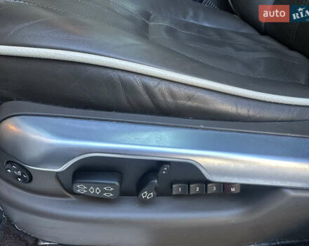 Чорний Ленд Ровер Рендж Ровер, об'ємом двигуна 5 л та пробігом 187 тис. км за 14900 $, фото 26 на Automoto.ua