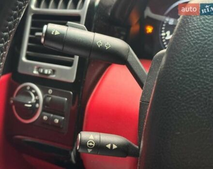 Чорний Ленд Ровер Рендж Ровер, об'ємом двигуна 5 л та пробігом 202 тис. км за 19990 $, фото 13 на Automoto.ua