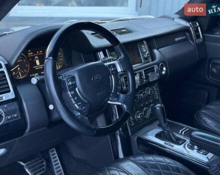 Чорний Ленд Ровер Рендж Ровер, об'ємом двигуна 5 л та пробігом 190 тис. км за 13999 $, фото 14 на Automoto.ua
