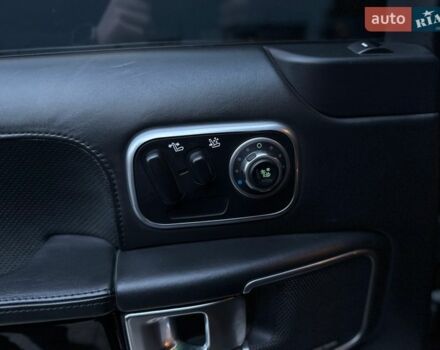 Черный Ленд Ровер Рендж Ровер, объемом двигателя 5 л и пробегом 215 тыс. км за 12999 $, фото 28 на Automoto.ua