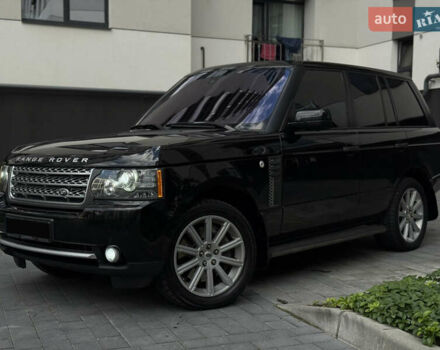 Чорний Ленд Ровер Рендж Ровер, об'ємом двигуна 5 л та пробігом 250 тис. км за 12500 $, фото 2 на Automoto.ua